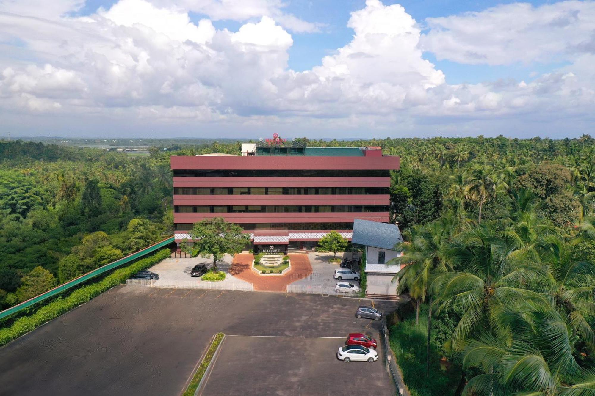 Magnet Hotel Kannur Exterior photo
